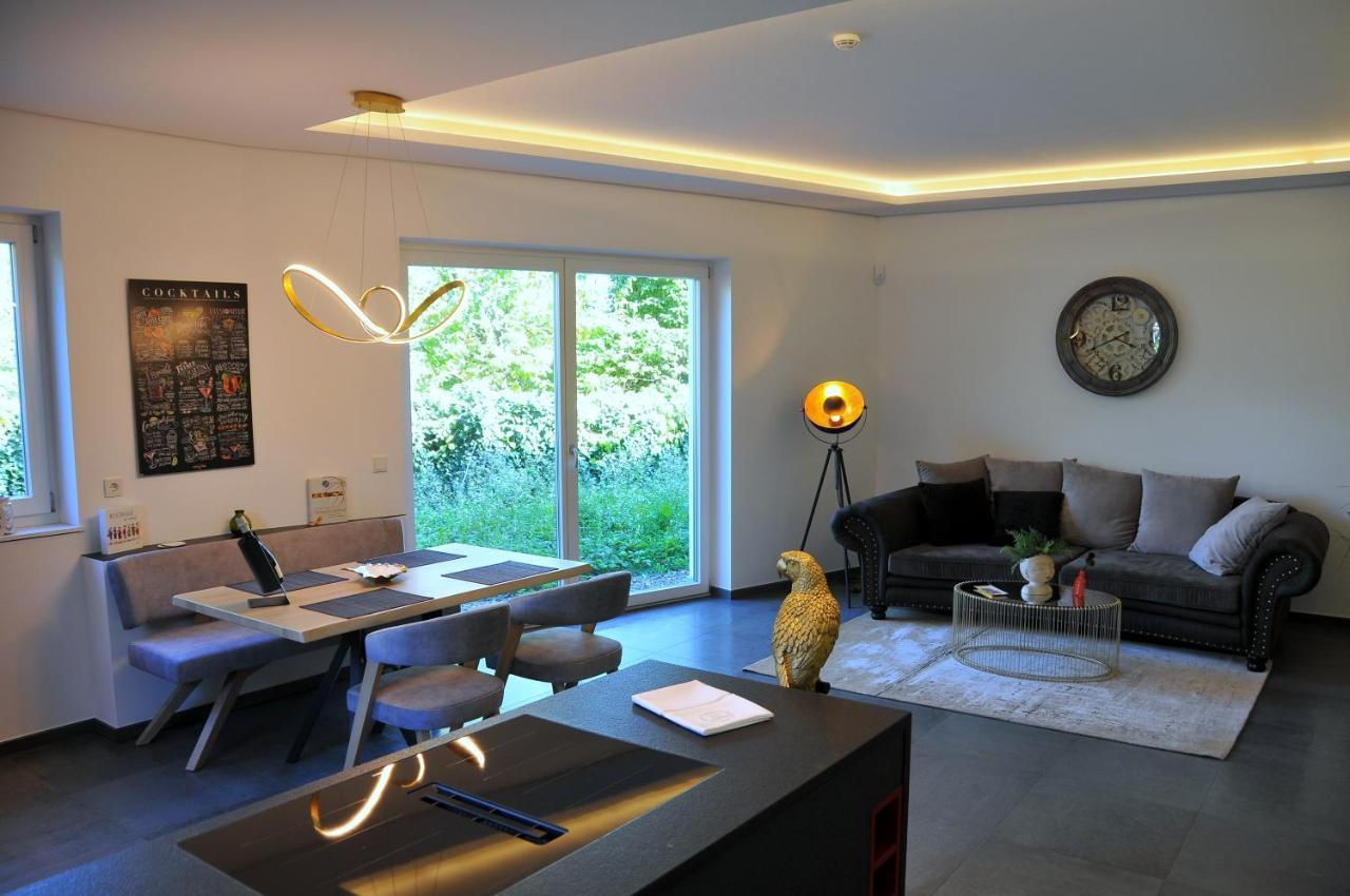 Ruhige Ferienwohnung Mit Garten Und Garage In Privatvilla Marlengo Exterior foto