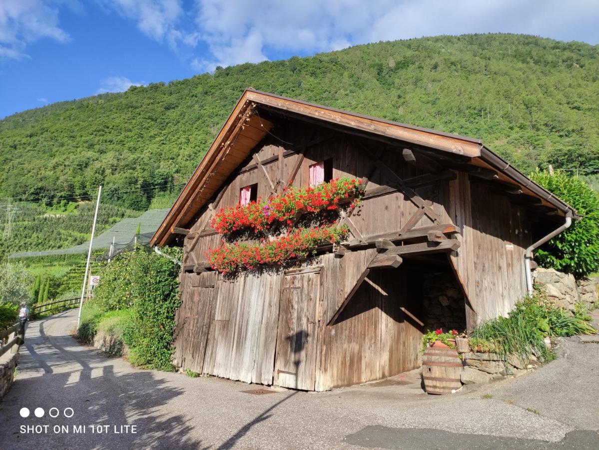 Ruhige Ferienwohnung Mit Garten Und Garage In Privatvilla Marlengo Exterior foto